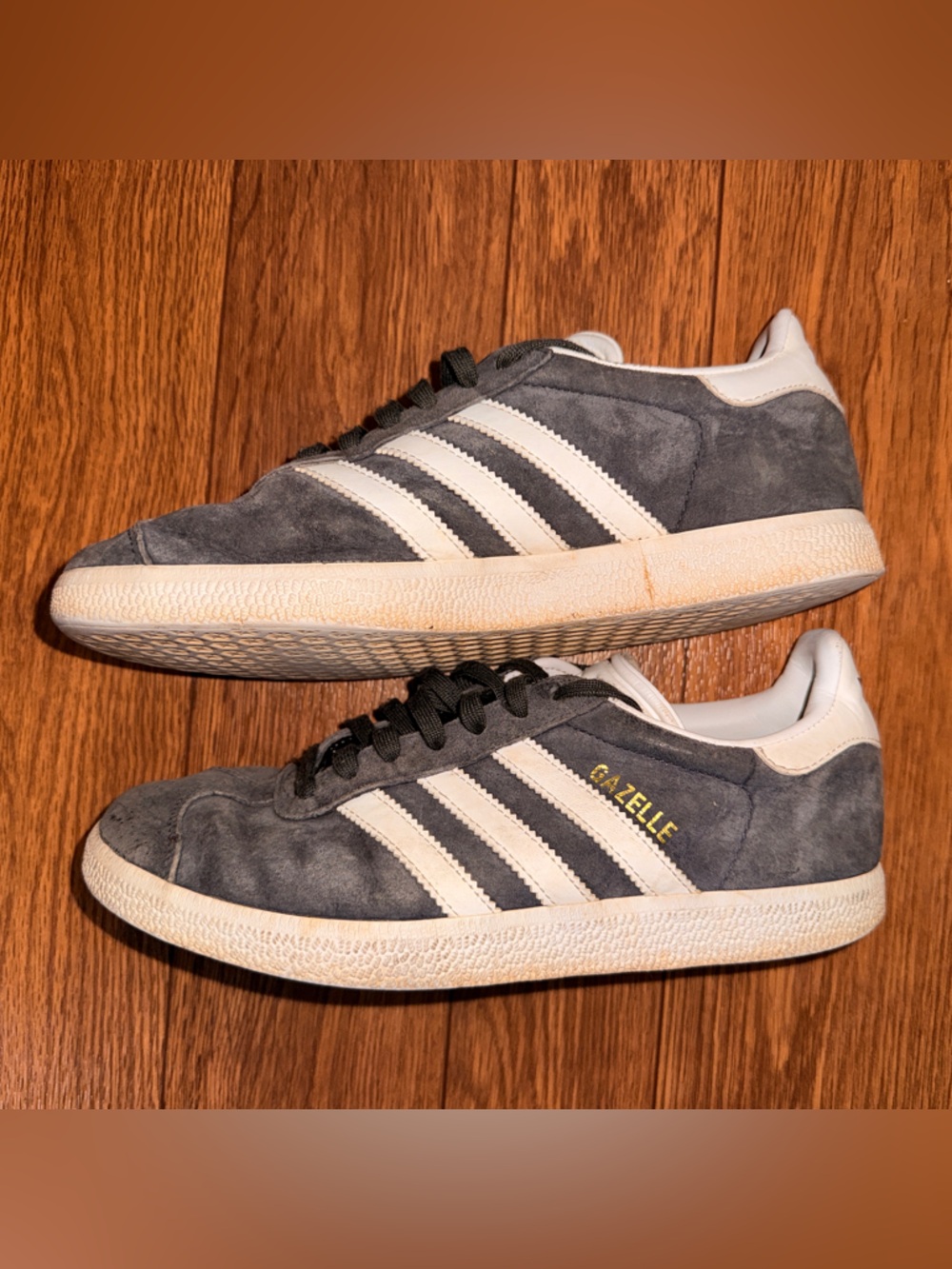 Adidas Gazelle Dark Gray Shoes Size Womens 7 kids 5 - Picture 4 of 8